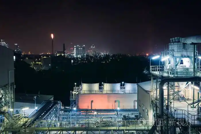 工业园闪光照明厂夜间,厂房,设备制造