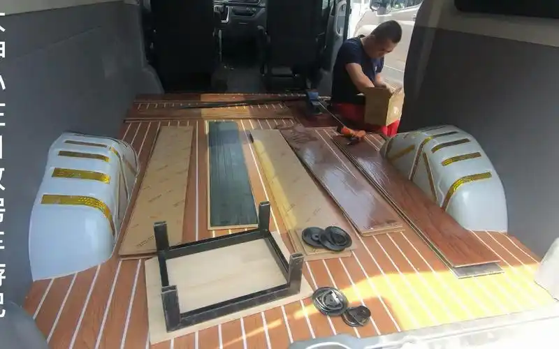 空间大能下地库的大通v80城市版改床车你想怎么设计