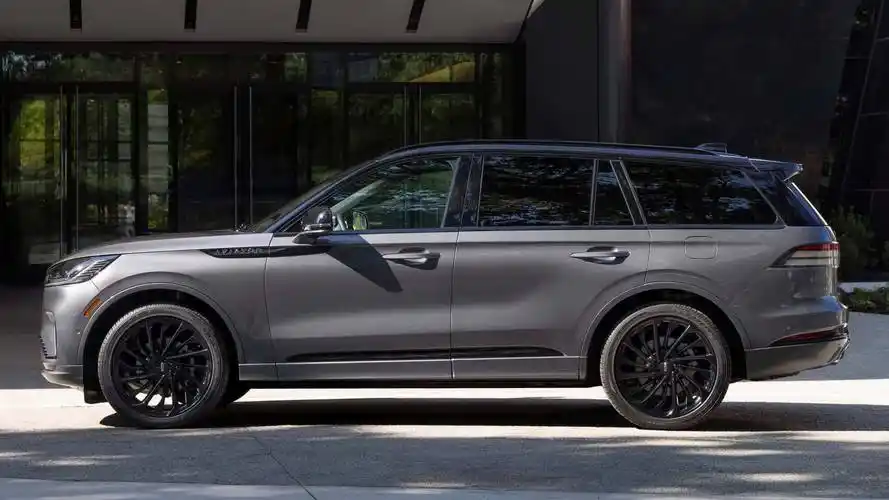 外形内饰均升级 新款林肯飞行家官图发布 标配辅助驾驶_搜狐汽车_搜狐