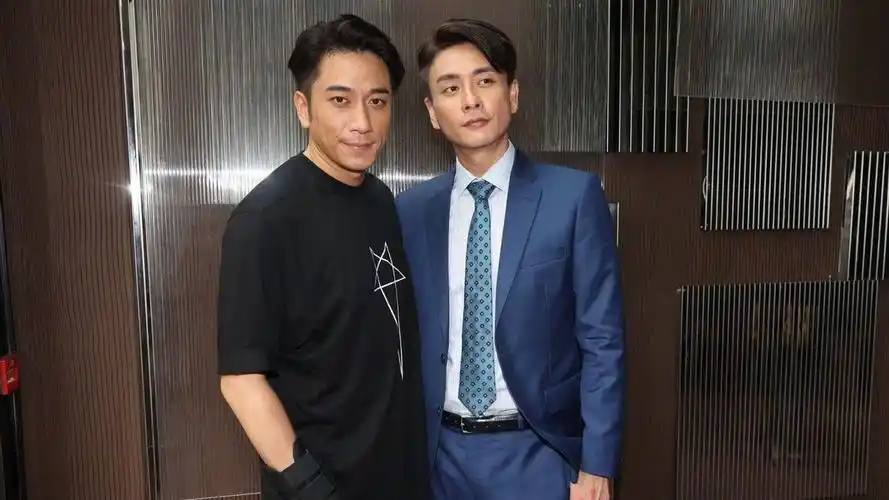 tvb三小生王浩信黄宗泽吴卓羲晒健身照网友举不起来