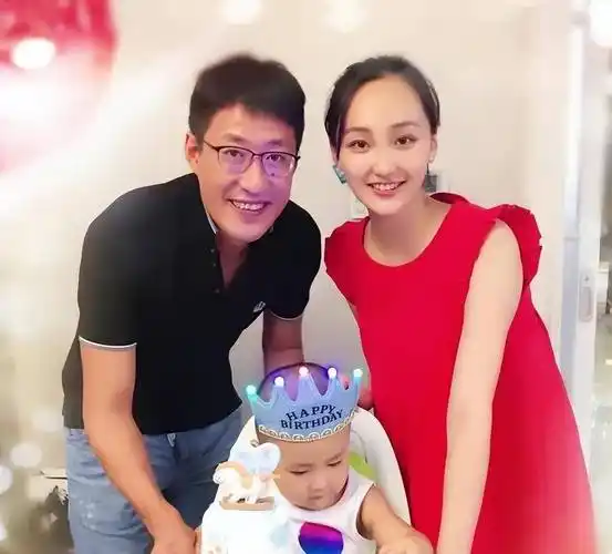 辛月:我老公于震不是家暴男,婚后6年生3胎也很幸福_孩子_小时候_艺术