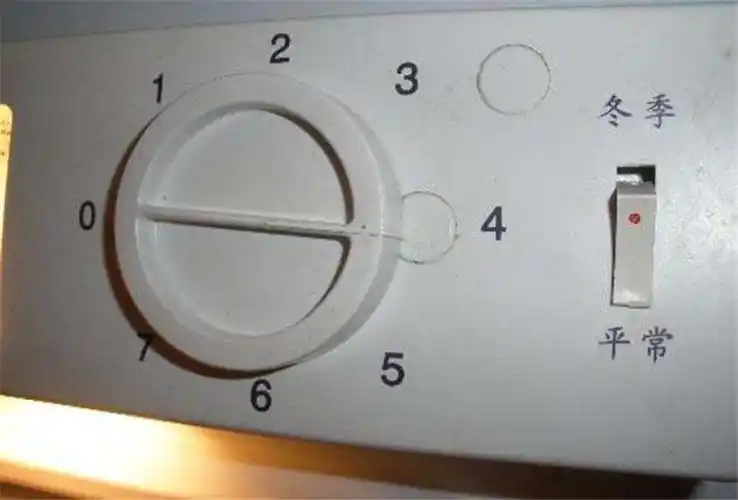 冰箱调高温度怎么调