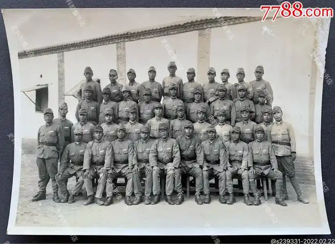 晋中抗战史料1938年驻山西平遥县日军现地教育通信兵毕业合影照一张