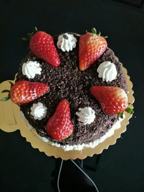 像喵一般做的奥利奥水果奶油蛋糕