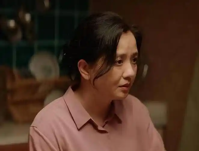 14位贤良的"妈妈专业户"女星,年轻时个顶个是美人坯子