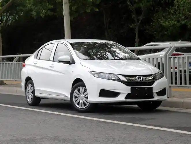 广汽本田10万左右的车 广汽本田10万左右的车自动挡15l涂冠