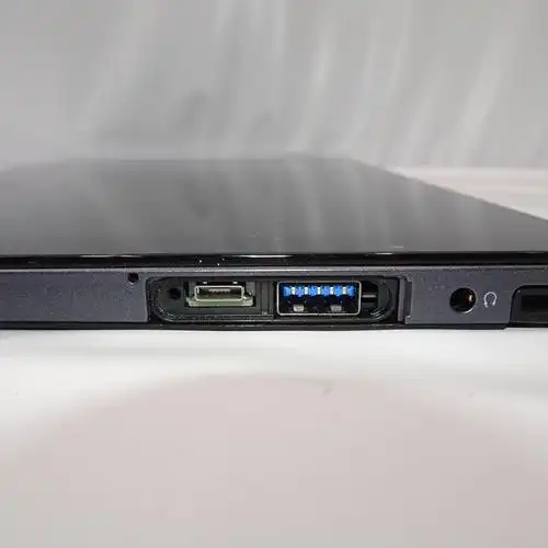 富士通 arrows tab q704/h core i7-4600u 2.