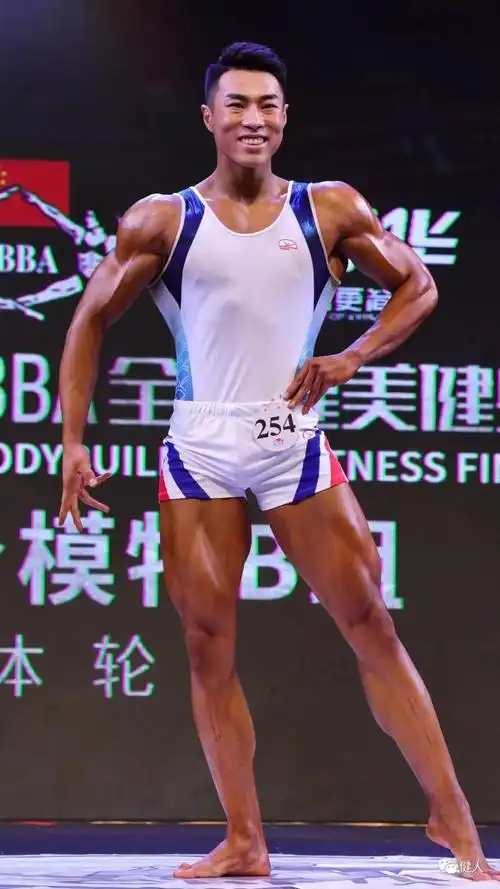 国货精品康比特,燃力士为本次比赛提供了专业运动营养品和运动功能