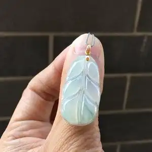 掌中翠翡翠a货冰飘花金枝玉叶18k金扣头镶嵌叶子吊坠挂件 0021