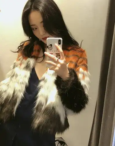 抖音柚子cici酱图片 网红美妆美女柚子cici酱性感写真生活照