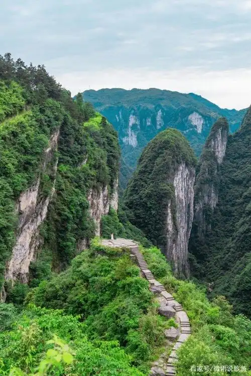 湘西山中藏着人文奇观——矮寨