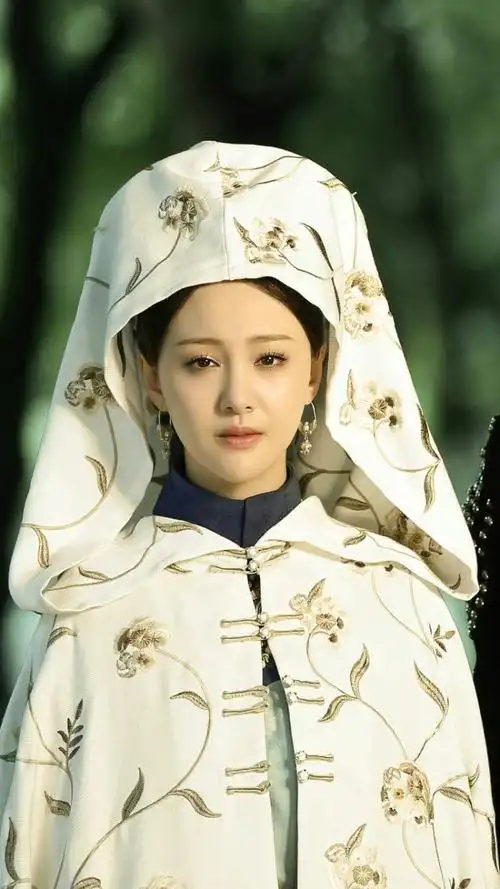 寂寞空庭春欲晚郑爽卫琳琅