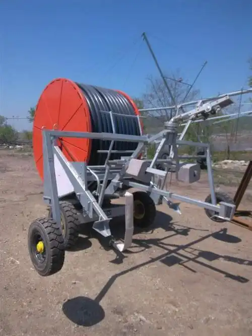 中惠卷盘式喷灌机