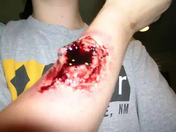 枪的威力第一辑(血腥慎入)