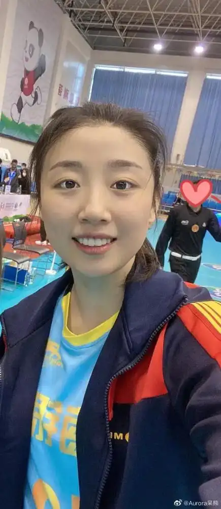 今天是女排队员姚迪的生日,姚迪生日快乐!