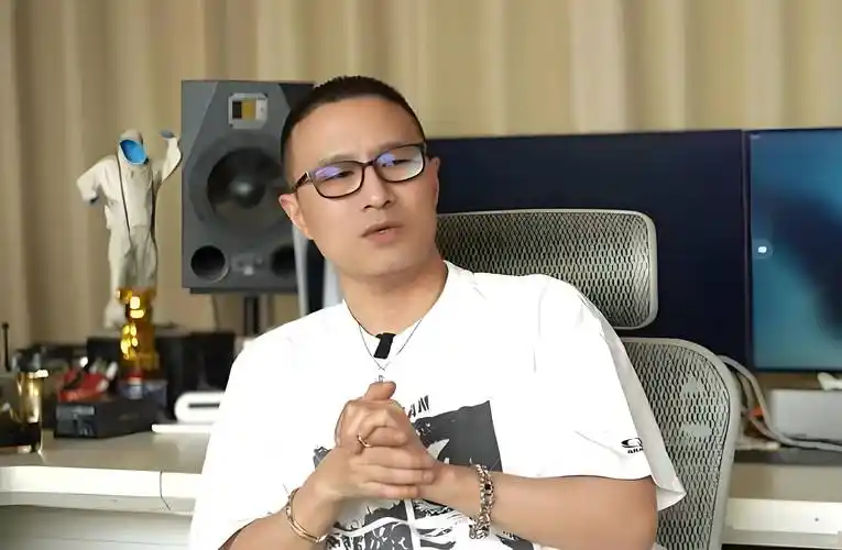 森林北疑硬杠葛荟婕,坦言汪峰内心很质朴,真实!大方回应质疑声