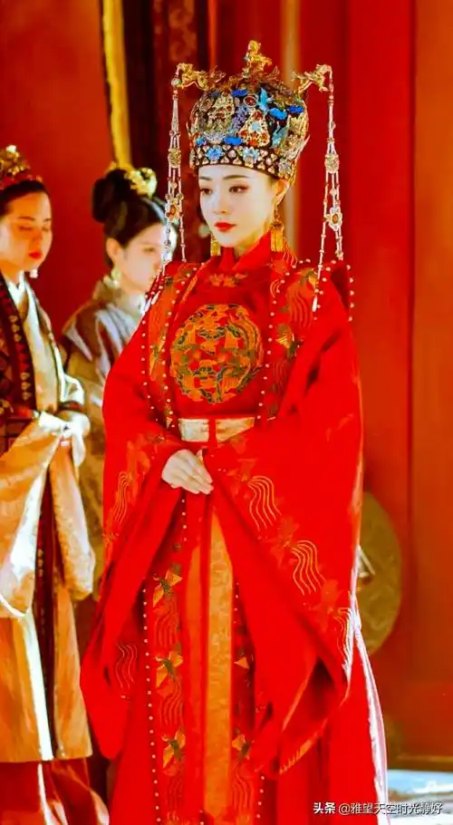 凤冠霞帔,十里红妆～影视剧女明星唯美古装嫁衣最新最全大盘点_整理