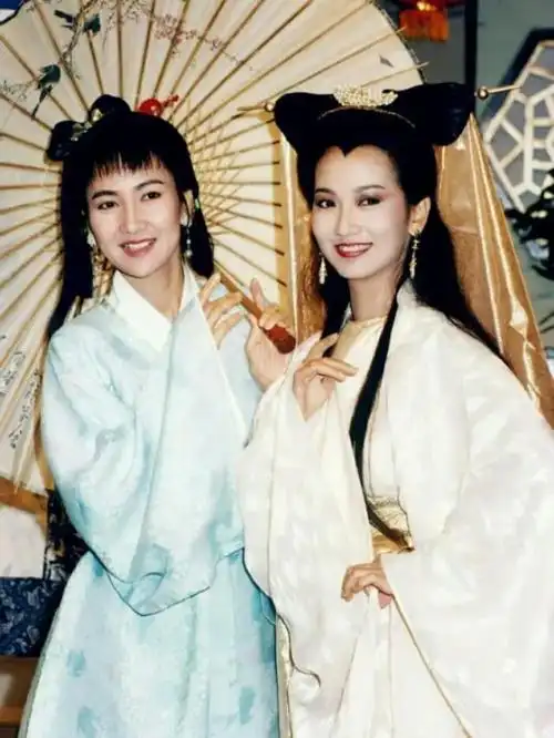 新白娘子传奇小青没有背景的小青为什么会成仙