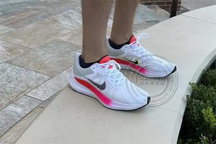 耐克女鞋nikewinflo8登月8代缓震舒适透气轻便女士跑步鞋运动休闲鞋