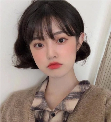 脸大的女生,试试这5款"万能刘海"发型,巨显脸小_腾讯新闻