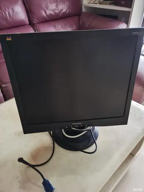 【超低价转让】优派viewsonic19寸液晶显示器(已出)-爱卡汽车网论坛