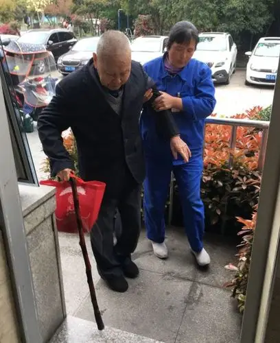 天好拿出来晒晒这里好人好事一箩筐