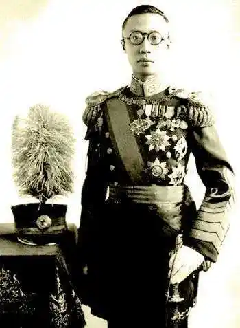 末代皇帝溥仪到底多有钱?坐拥天下财富,堪称世界首富_网易订阅