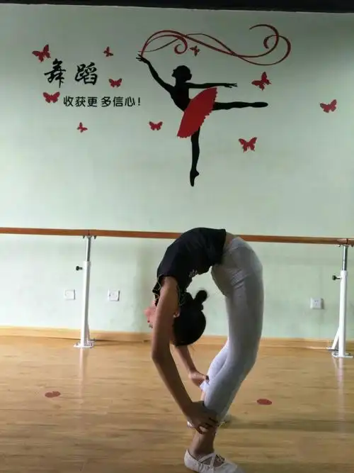 梦舞尖艺术学校第三期舞蹈魔鬼训练营招募