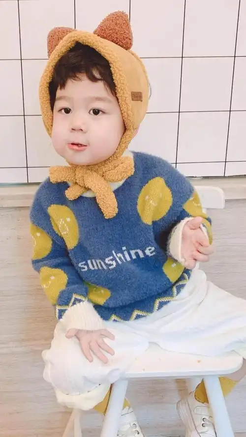 治愈系可爱小男孩呆萌写真