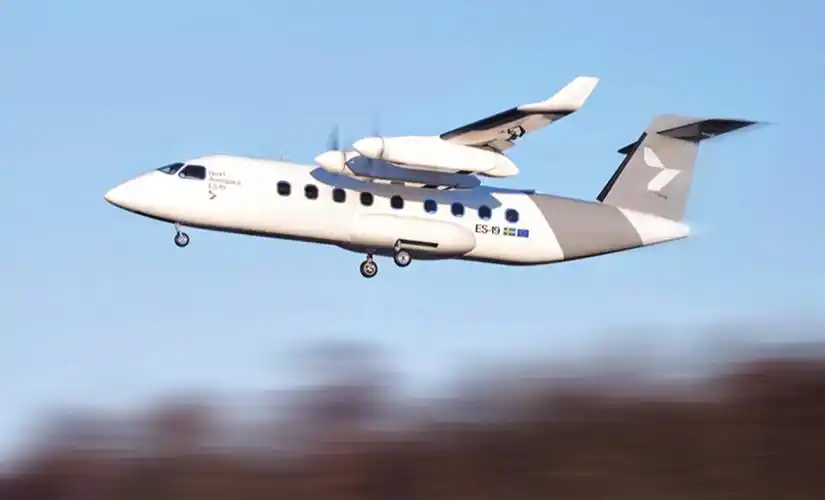 es19电动飞机缩比验证机首飞