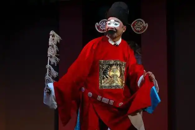 京剧中最难演的就是丑角,却往往被误解为小丑或反派.