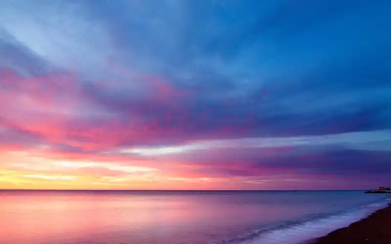 治愈系,夏日黄昏,风吹过.