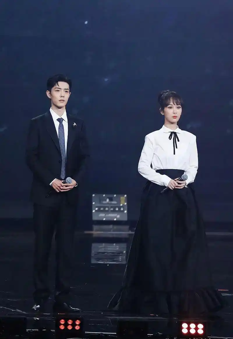 杨紫和肖战这对荧幕cp,到地下恋情,什么时候才能名正言顺