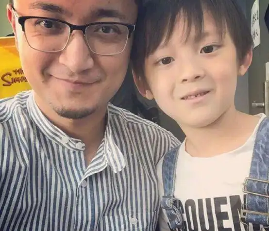 带你参观尼格买提住的豪宅内部装修也很普通根普通家庭没区别