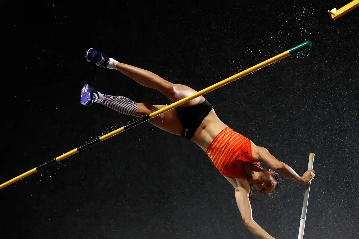 田径——全国锦标赛:女子撑杆跳高决赛赛况