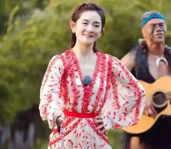 谢娜产后抑郁,自曝生完二胎之后得了产后抑郁,状态一度非常差.