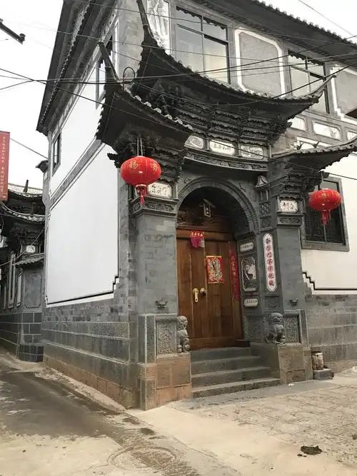 大理白族民居照壁文化的本质是家风