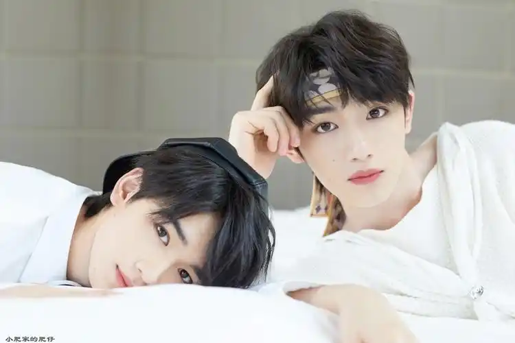 打破这b楼内的雌竞xnb年盆有什么好磕的点吗