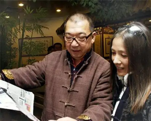 【图】郭宝昌妻子柳格格小他15岁 两人合作《爱在酒家》相识