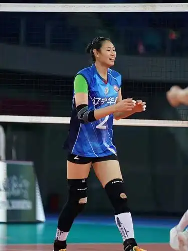 原创颜妮最新比赛照身材圆润修长32岁依旧是中国女排的第一副攻