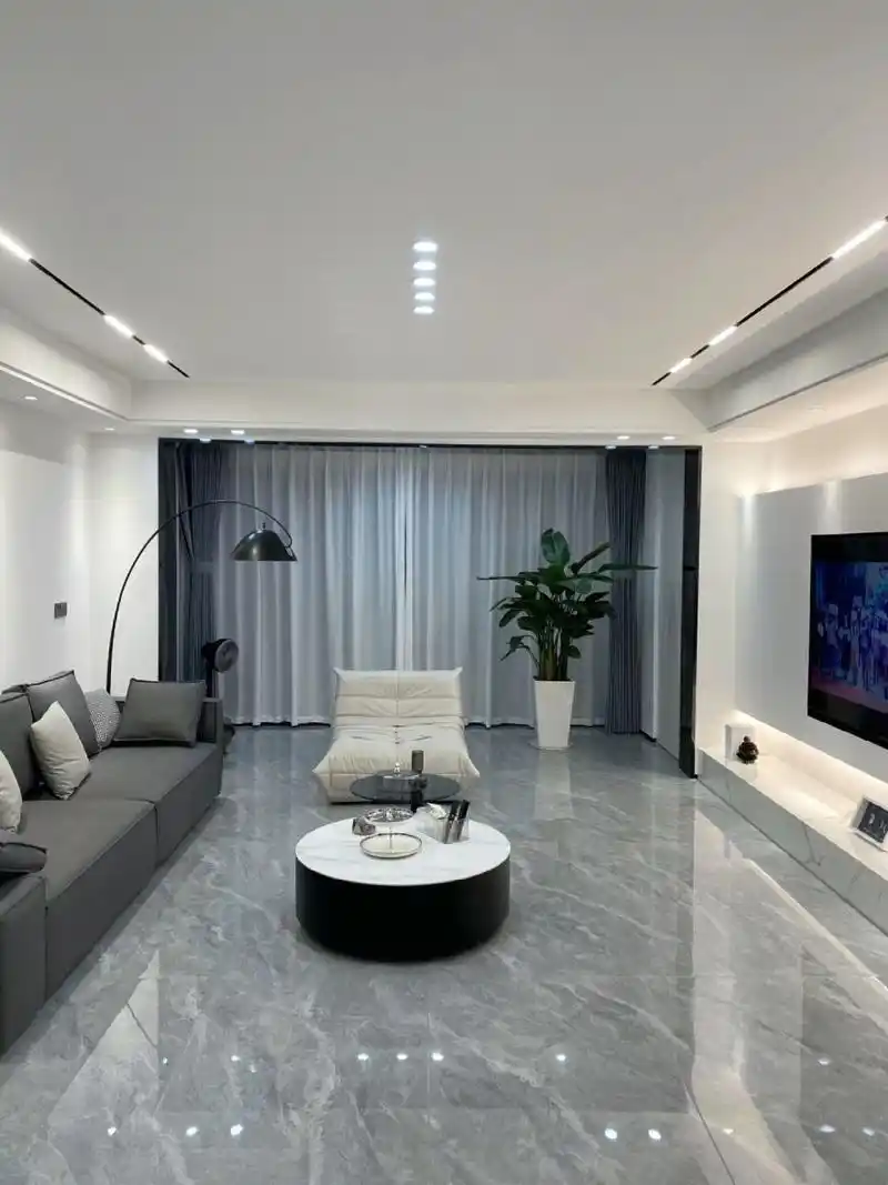 黑白灰现代简约风|客厅软装分享 附93 94灰色瓷砖搭配大白墙视觉