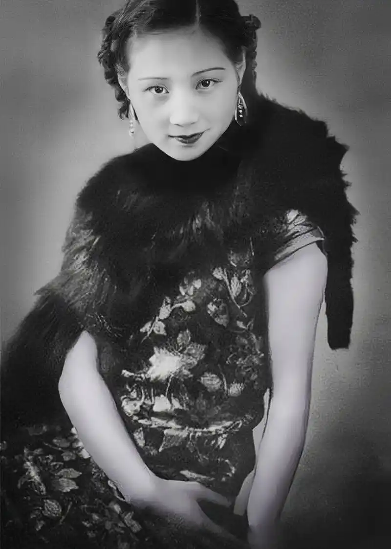 孟小冬和梅兰芳分手后,专心搞事业,"冬皇"之名走向全国