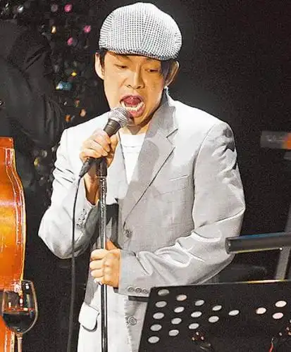 台艺人大炳四度涉毒被捕 喃喃自语:完蛋了