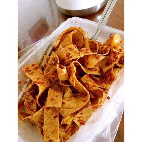 妮子八九不离食做的萍乡豆皮(花蝴蝶)