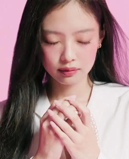 jennie solo出道五周年