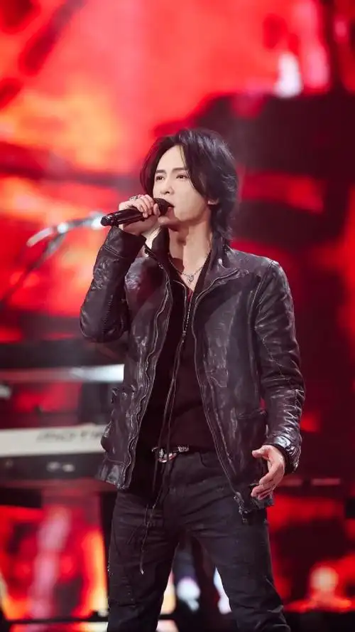 第十五届咪咕盛典音乐汇张淇以乐之名致敬热爱