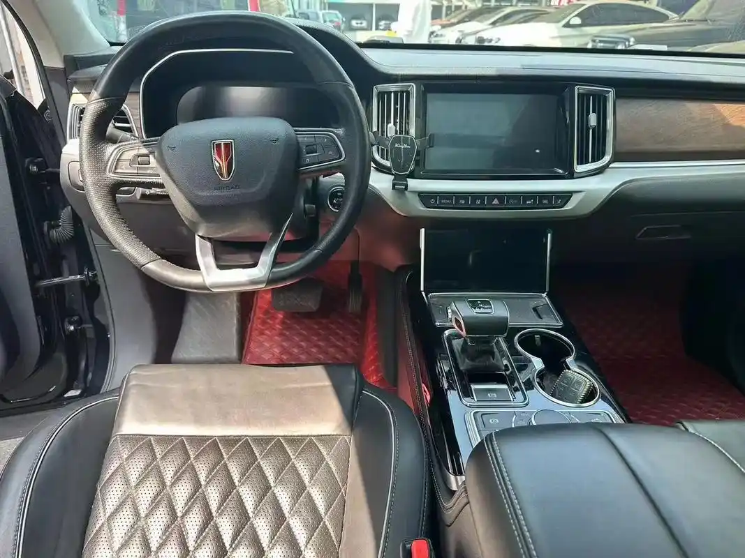 68万!20年上路红旗hs7,3.0t自动四驱智联旗享