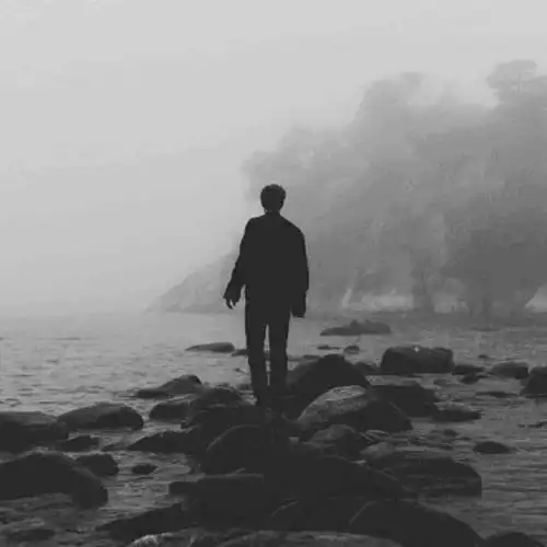 我爱的黑白头像,和那个孤独的背影.