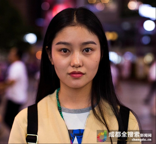 查看原图 幻灯播放 我要评论( 0) 0 张冉入选《美人地图集》的照片