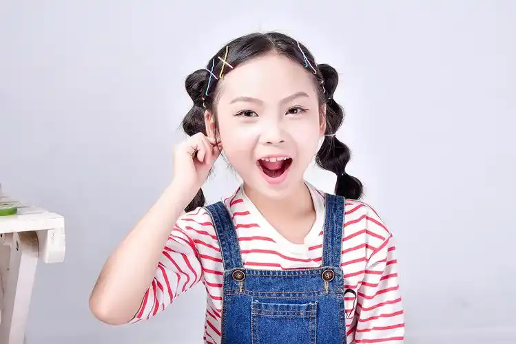 ichico的儿童摄影作品《小女孩》